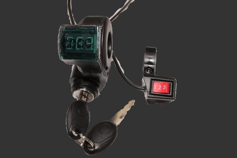 Keyed Ignition with Volt Meter and 3 Speed wired for Fardriver