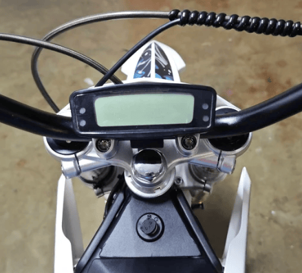 ETM RTR/RIZZLER Center Mount Display Bracket