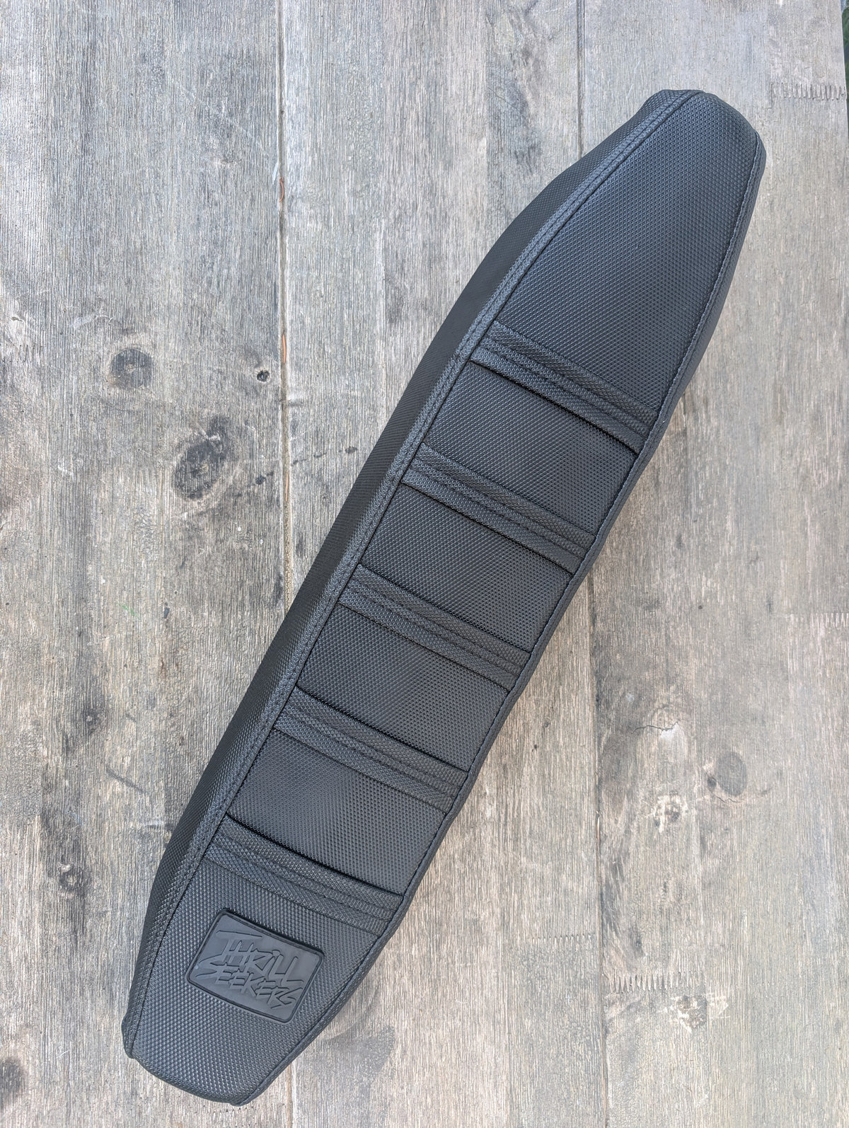 **GARAGE SALE ITEM ETM RTR SEAT With Blackout Thrill Seeker Seat Cover