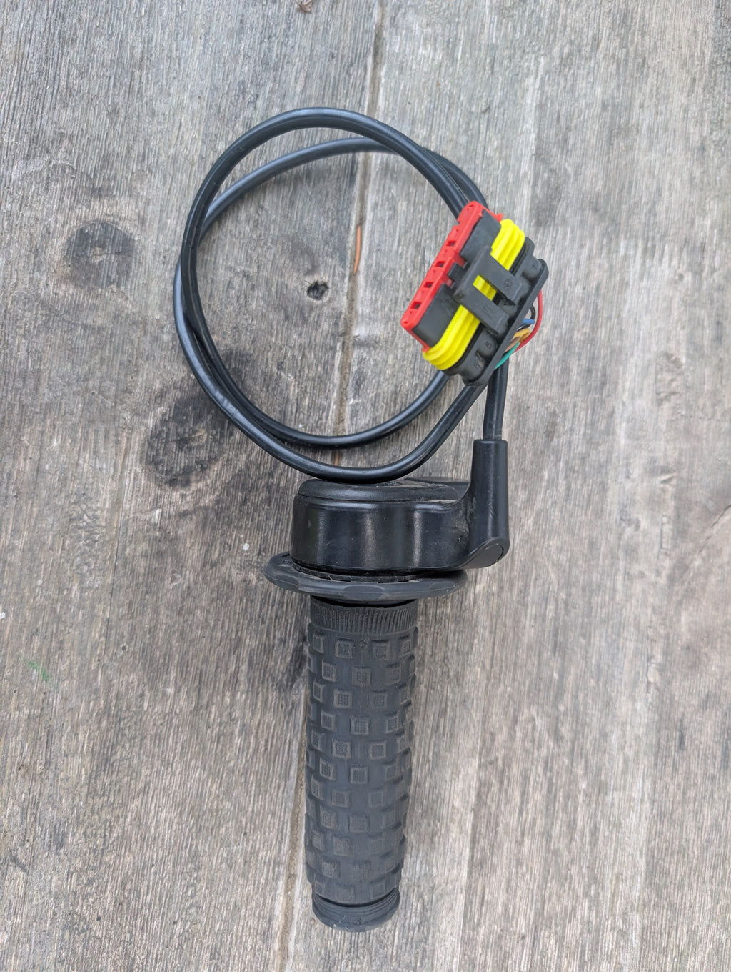 **GARAGE SALE ITEM ETM RTR Throttle